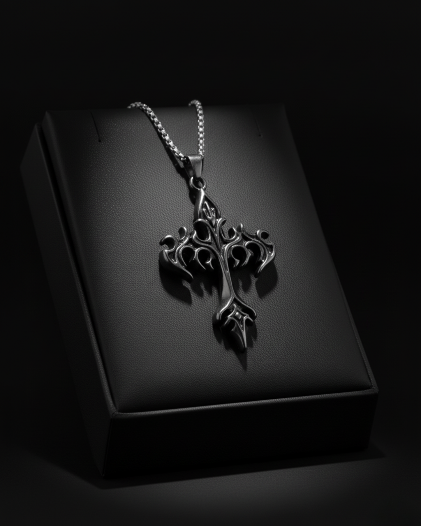 Gothic Venomspire Cross Pendant